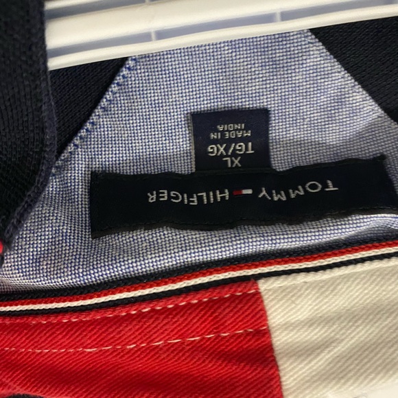 Tommy Hilfiger long sleeve collared shirt - Picture 3 of 3